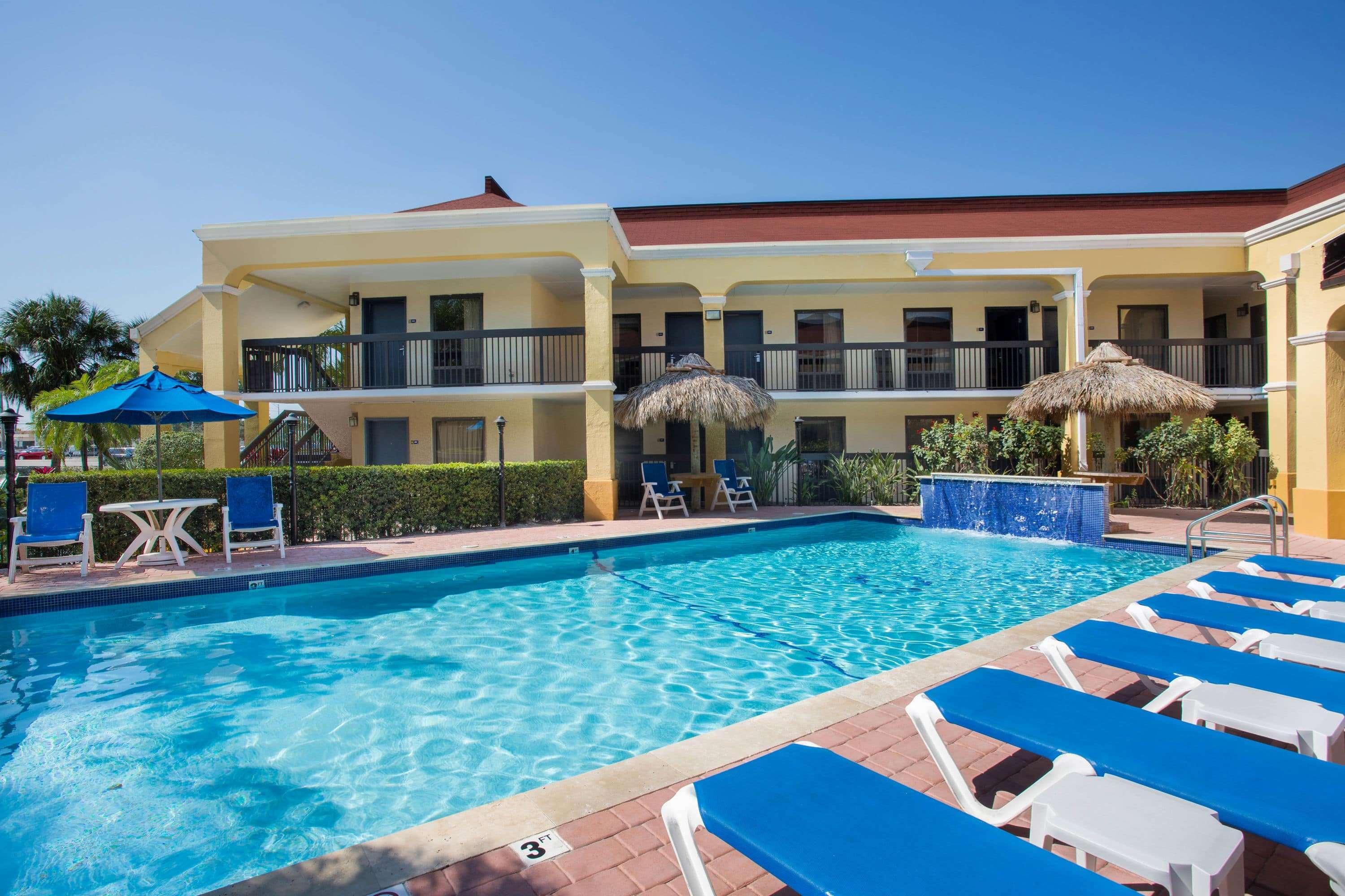 Hotel Days By Wyndham Florida
