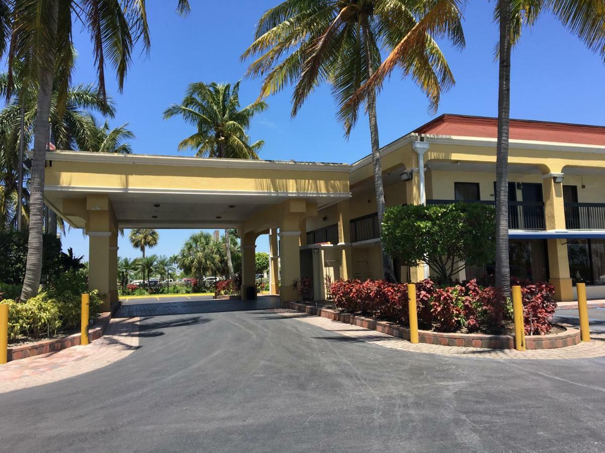 Hotel Days By Wyndham Florida Florida City